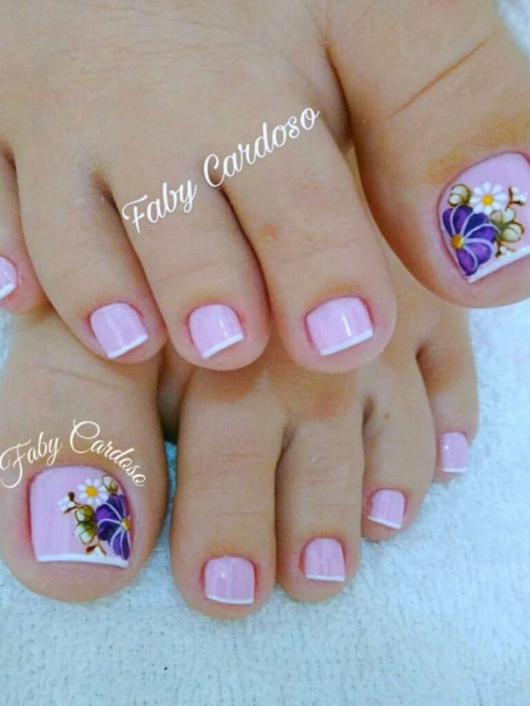 UÑAS PEDICURE en Colima