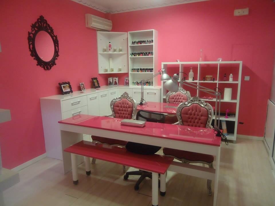 VINTAGE NAILS SALON DE UÑAS en Colima