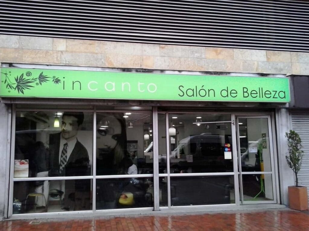 SALON DE BELLEZA INCANTO en Colima