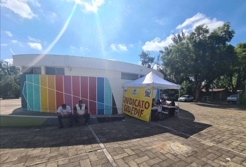 LOCAL Y OFICINA DEL SINDICATO DE TRABAJADORES DEL DIF MUNICIPAL en Colima
