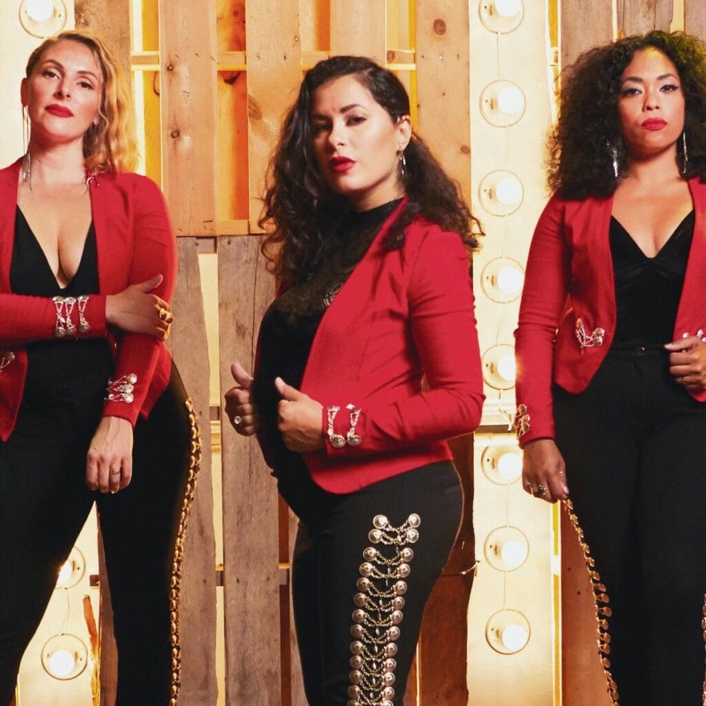 MIREYA RAMOS MAQUILLISTA en Colima