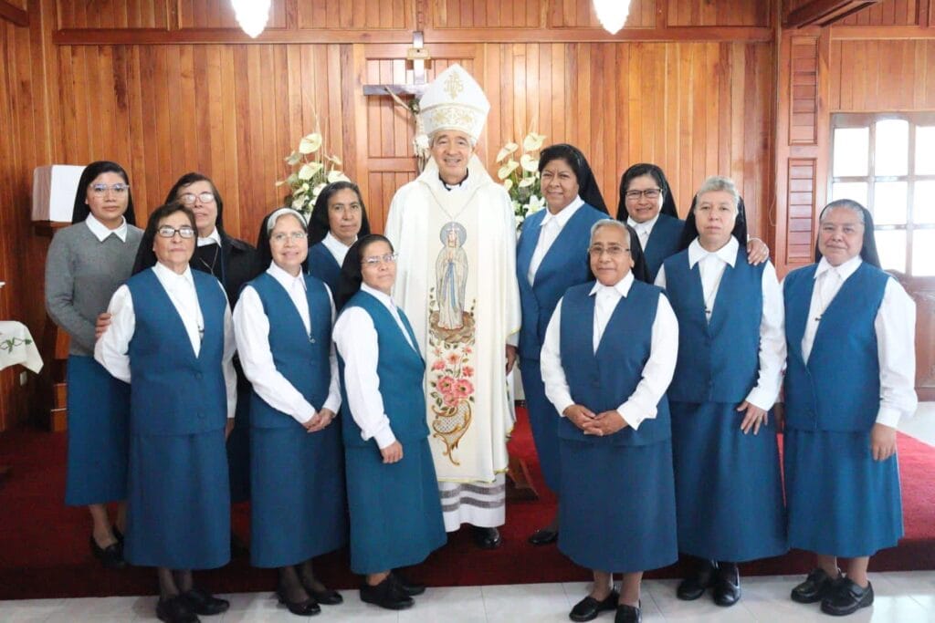 MISIONEROS DEL SAGRADO CORAZON DE JESUS DE XALAPA en Colima