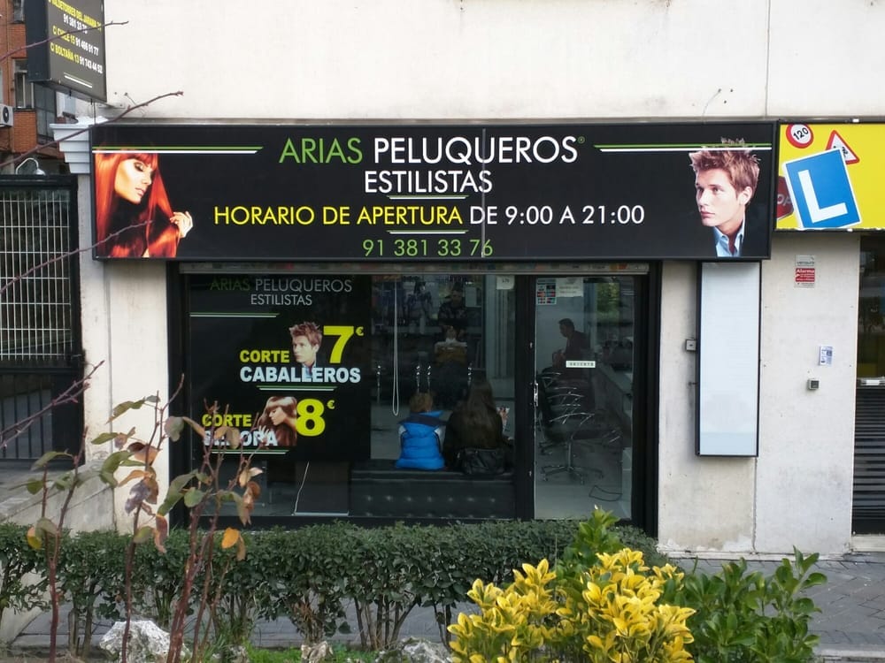 PELUQUERIA ARIAS en Colima