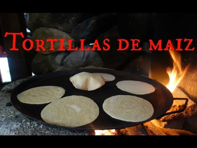 ELABORACION DE TORTILLA HECHA A MANO DOÑA CHUY en Colima