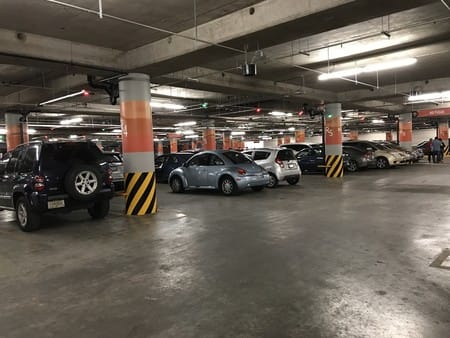 ESTACIONAMIENTO en Colima