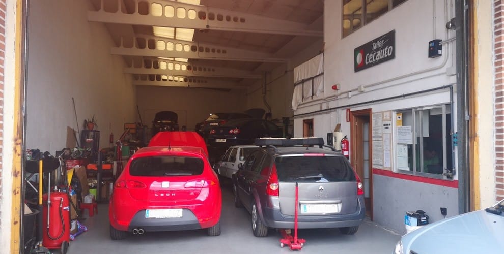 ESTACIONAMIENTOS DE VEHICULOS DEL TALLER GOYO en Colima